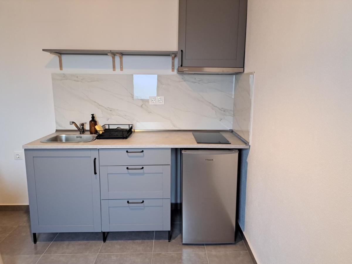 Citrus Garden Apartment เนอา สกีโอนี ภายนอก รูปภาพ