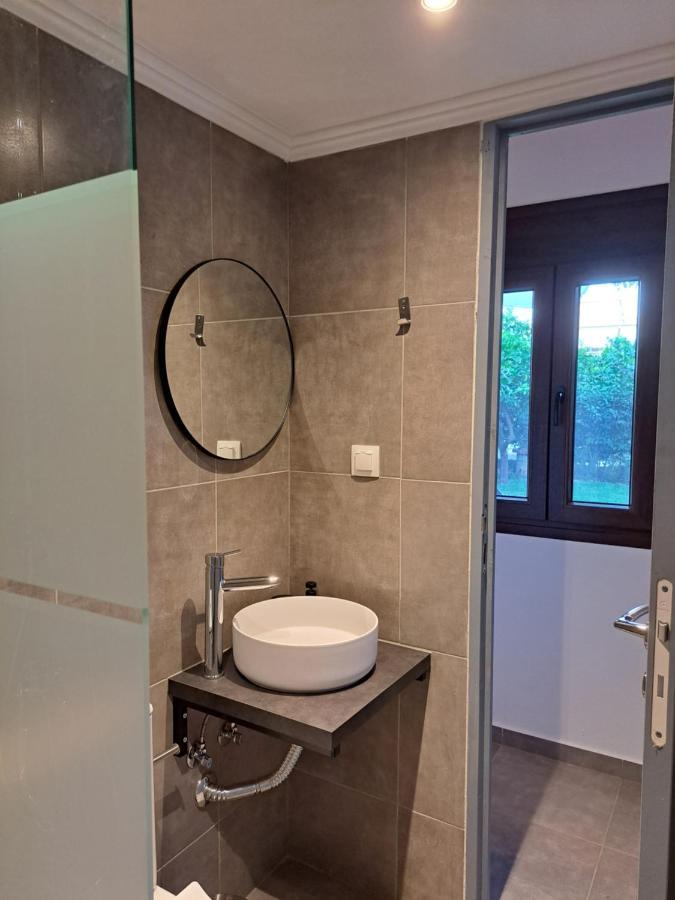 Citrus Garden Apartment เนอา สกีโอนี ภายนอก รูปภาพ